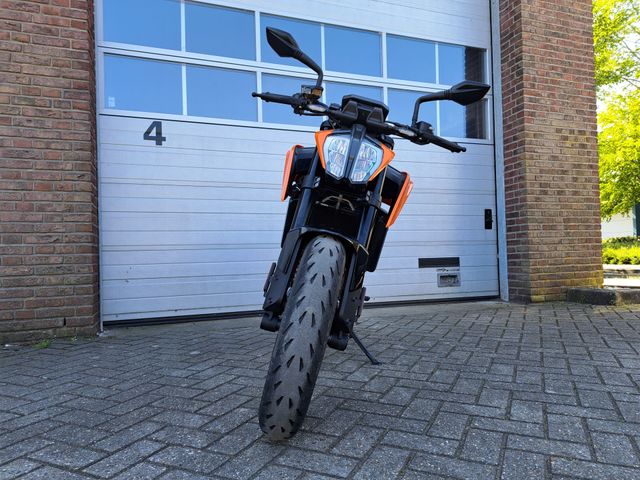 ktm - 790-duke
