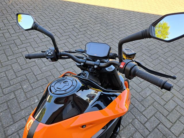 ktm - 790-duke