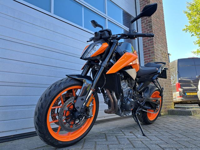 ktm - 790-duke