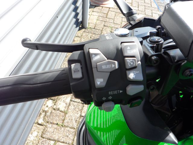 kawasaki - ninja-1100-sx-se