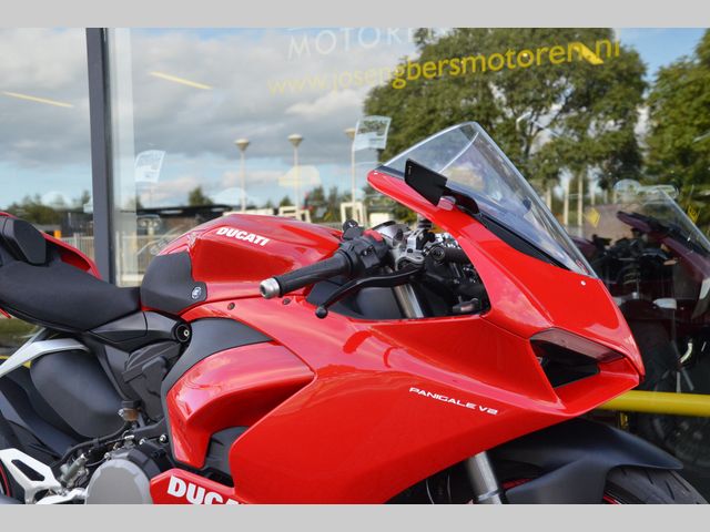 ducati - panigale-v2