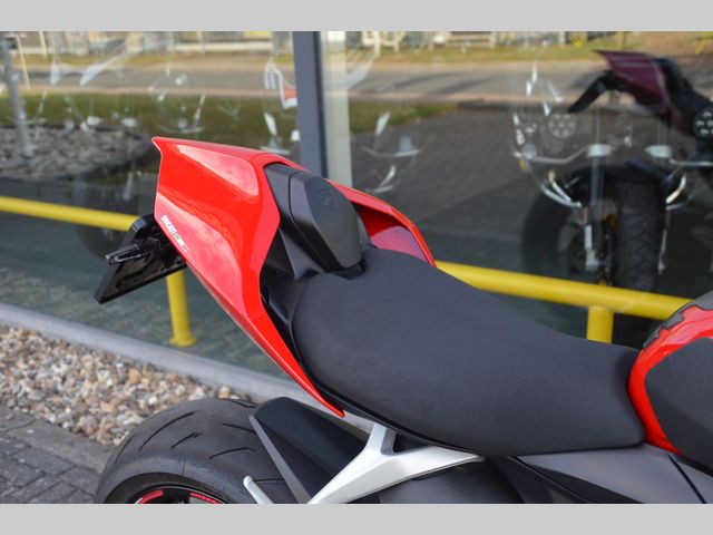 ducati - panigale-v2