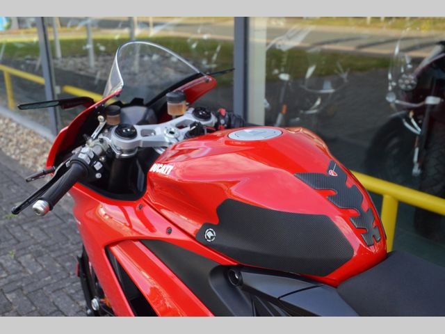 ducati - panigale-v2