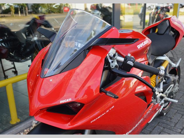 ducati - panigale-v2