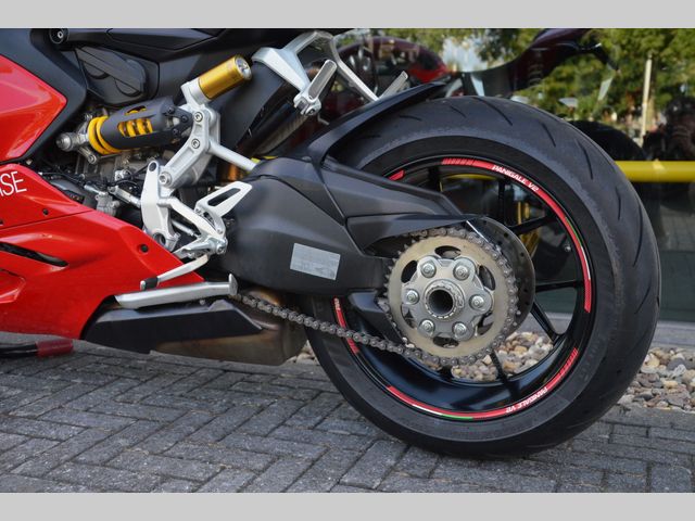 ducati - panigale-v2