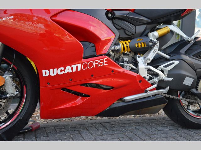 ducati - panigale-v2