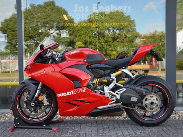 ducati - panigale-v2