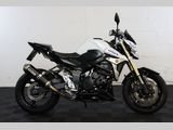SUZUKI GSR 750