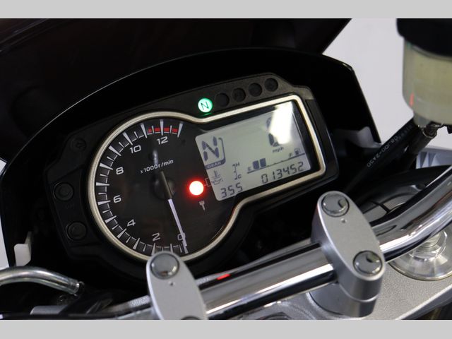 suzuki - gsr-750