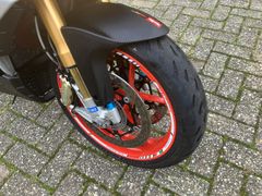 Aprilia Tuono V4 1100 Factory 2015 occasion – foto 2 van 17