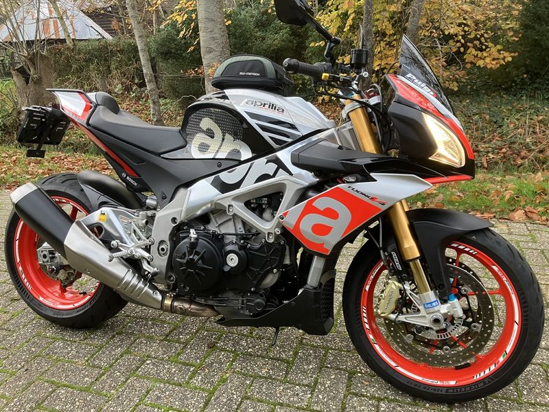 Aprilia Tuono V4 1100 Factory 2015 occasion
