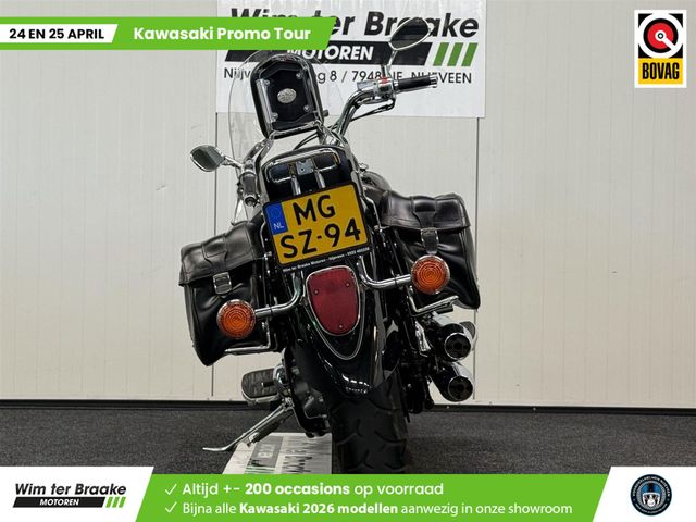 yamaha - xvs-1100-a-dragstar-classic