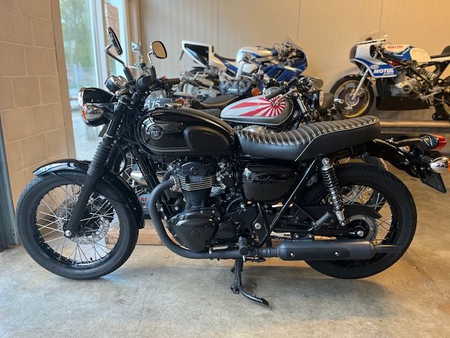 kawasaki - w800-black-edition