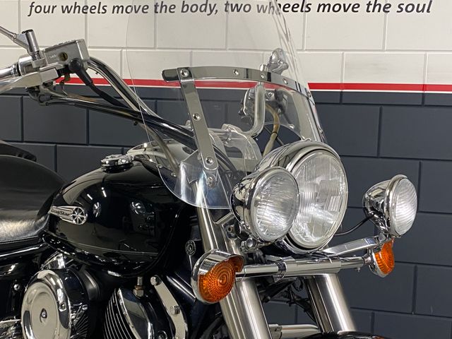 yamaha - xvs-1100-a-dragstar-classic