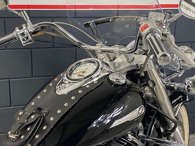 yamaha - xvs-1100-a-dragstar-classic