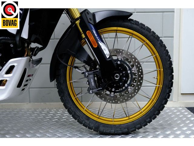 voge - ds-800-x-rally