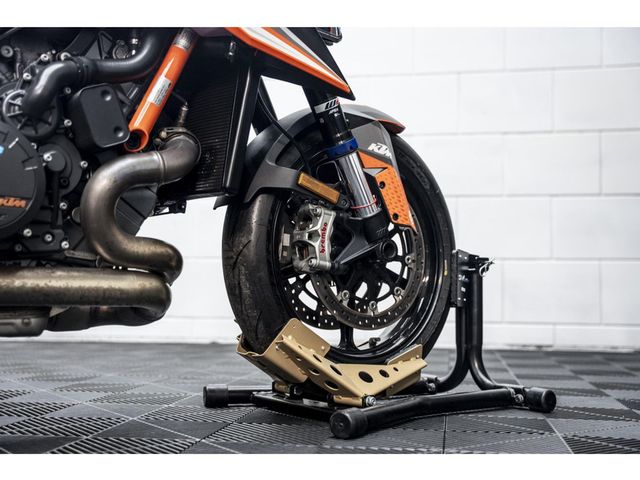 ktm - 1290-super-duke-r-evo