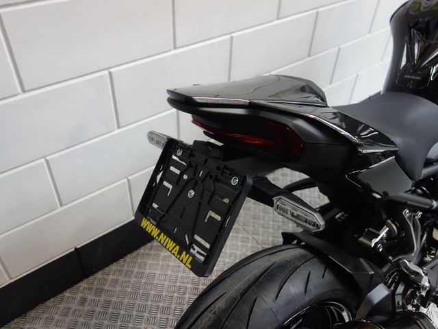 kawasaki - z900-performance