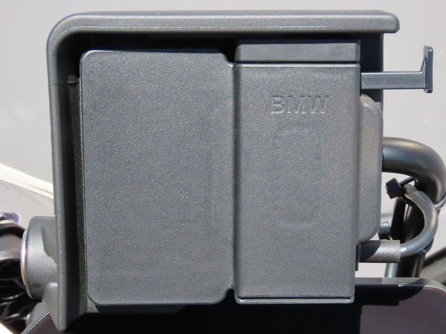 bmw - r-1300-gs