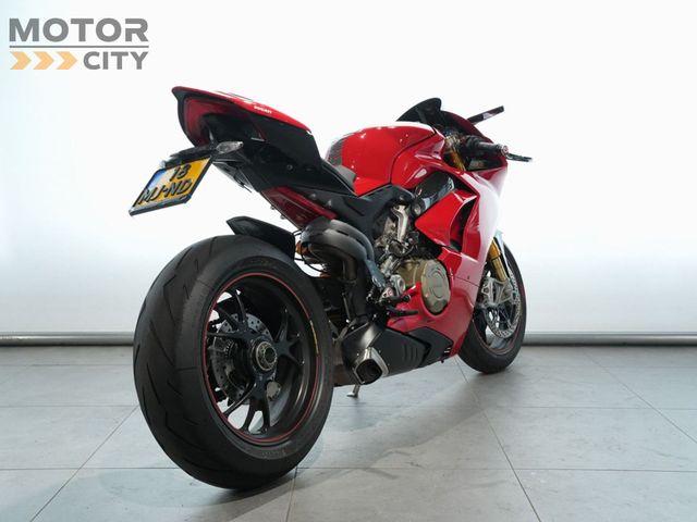 ducati - panigale-v4-s