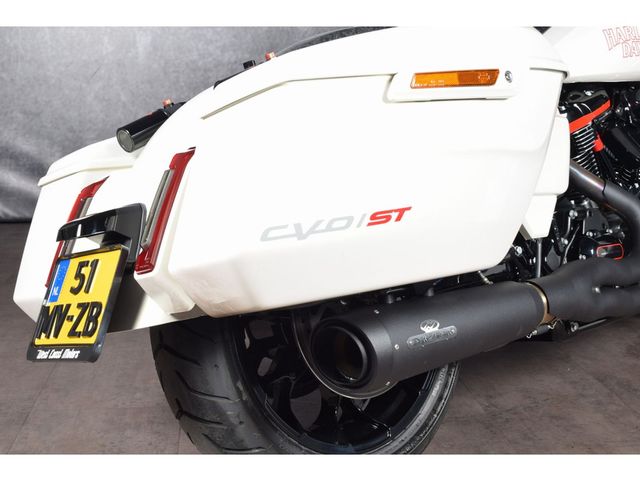 harley-davidson - road-glide-screamin-eagle-cvo-fltrxse