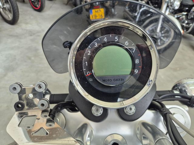 moto-guzzi - california-1400-custom-abs