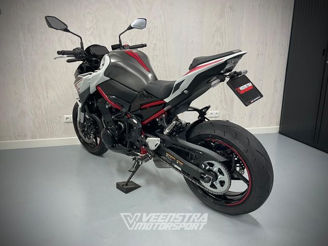 kawasaki - z900-70kw