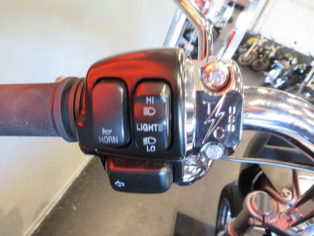 harley-davidson - super-glide-dyna-fxd