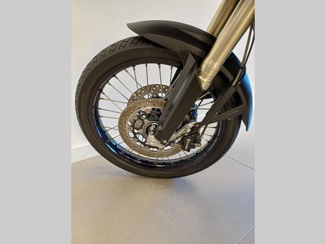 bmw - f-800-gs