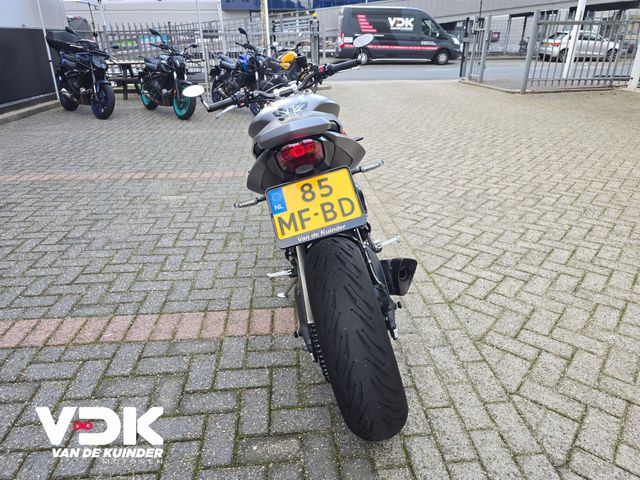 triumph - street-triple-r