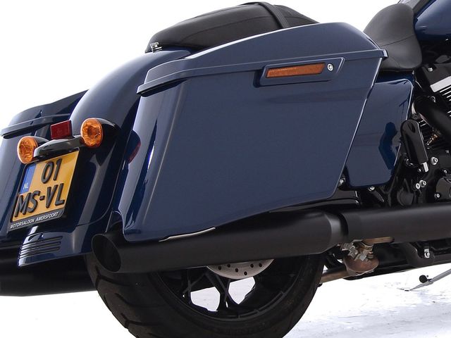 harley-davidson - roadking-special-114