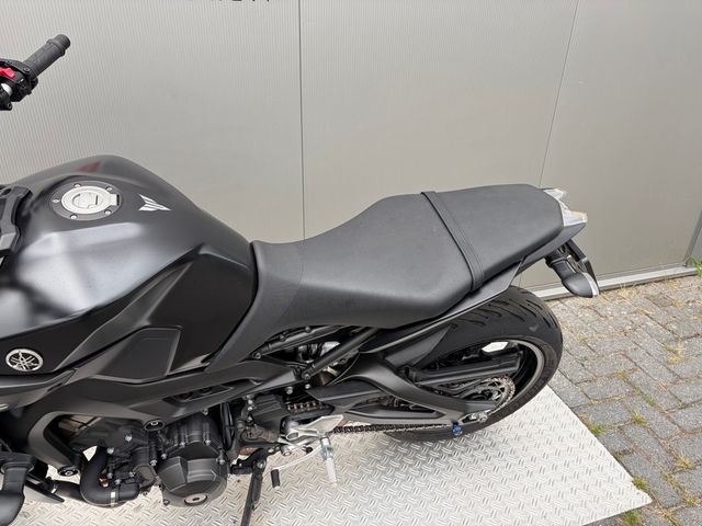 yamaha - mt-09-abs