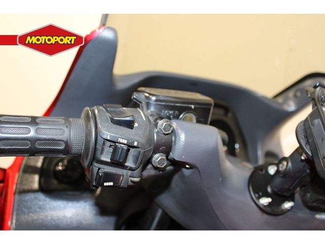 honda - st-1100-pan-european