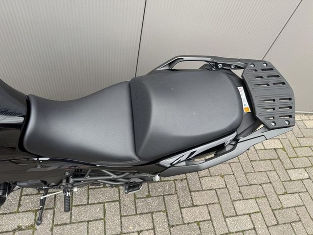 kawasaki - versys-1100-se