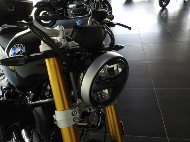 bmw - r-12-nine-t