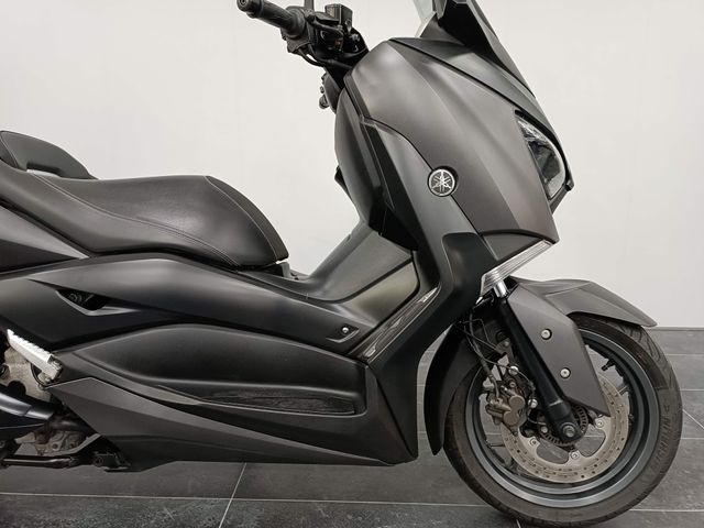 yamaha - x-max-300-abs