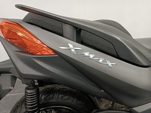 yamaha - x-max-300-abs