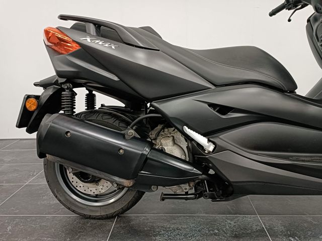 yamaha - x-max-300-abs