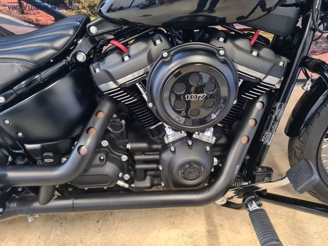 harley-davidson - softail-street-bob