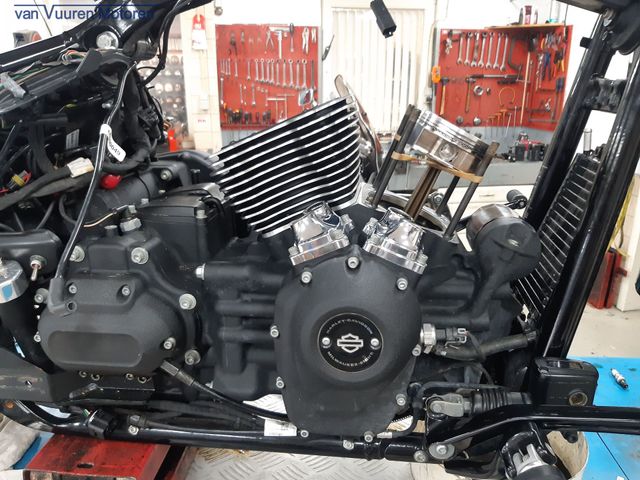 harley-davidson - softail-street-bob