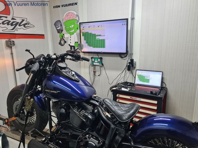 harley-davidson - softail-street-bob