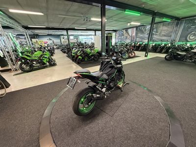 KAWASAKI Z900 – foto 3