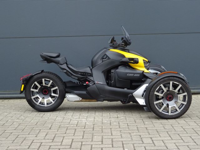 can-am - ryker-900
