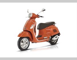Vespa GTS 300 HPE 2022 nieuw