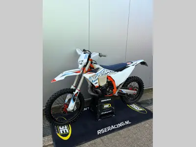 KTM 250 EXC SIX DAYS – foto 3