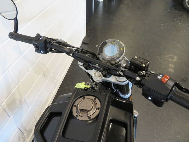 husqvarna - svartpilen-401