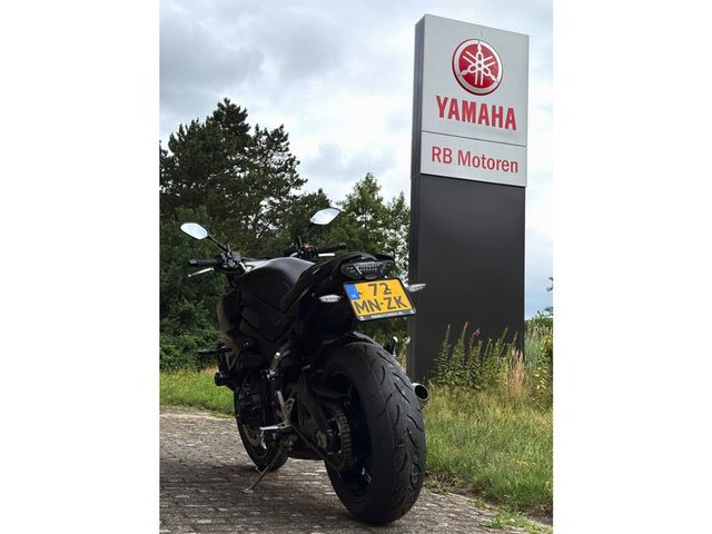 yamaha - mt-10