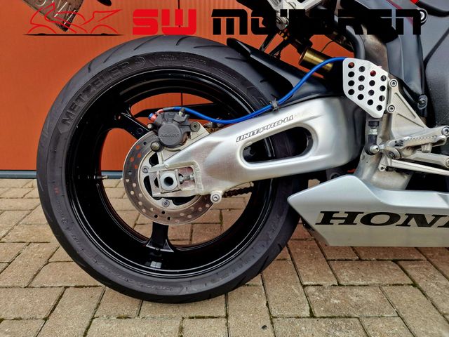 honda - cbr-1000-rr-fireblade