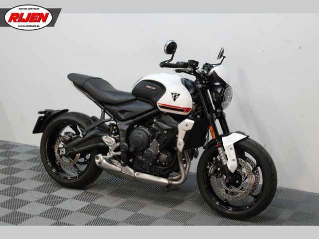 triumph - trident-660