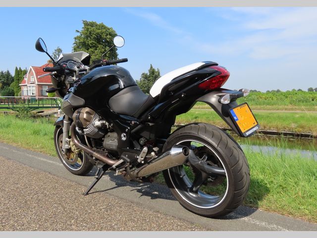 moto-guzzi - breva-1100